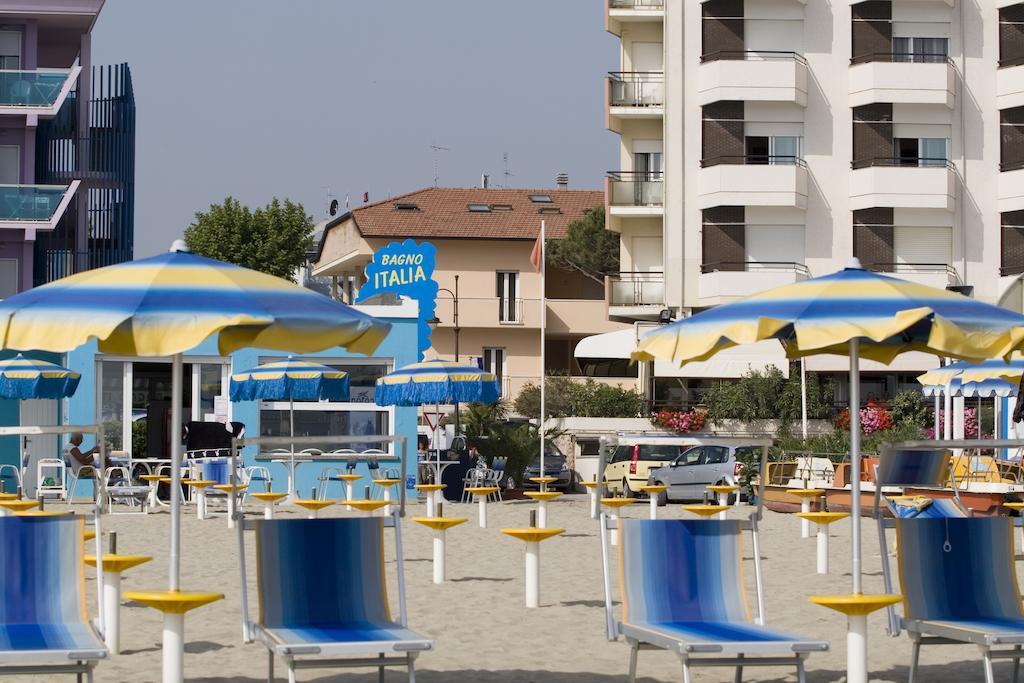 Hotel Giove Dipendenza Hotel Fiamma Cesena Bagian luar foto